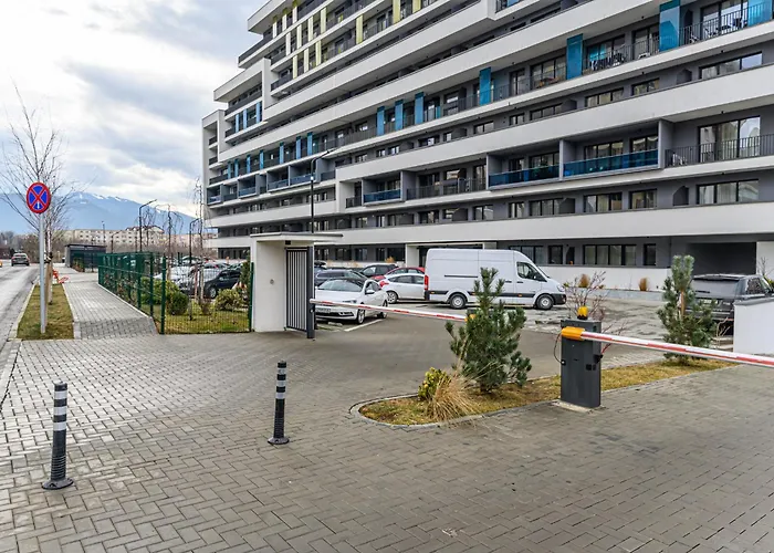 Moonlight Mountain Retreat *