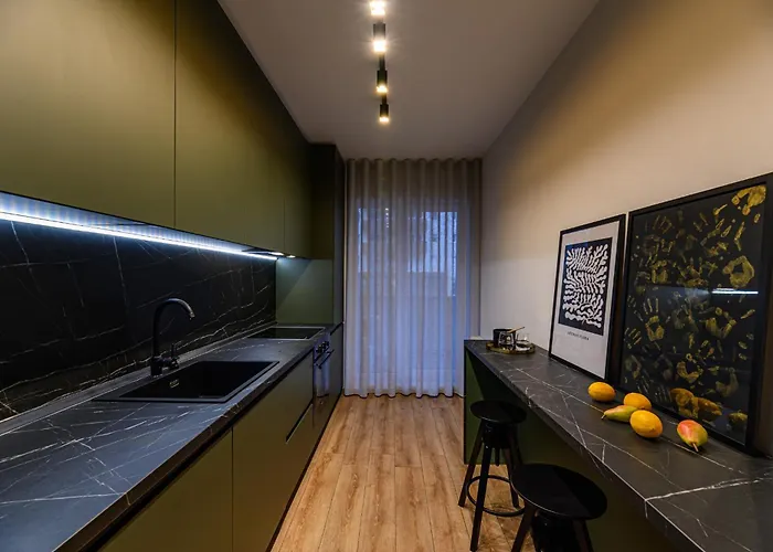 Moonlight Mountain Retreat Apartment